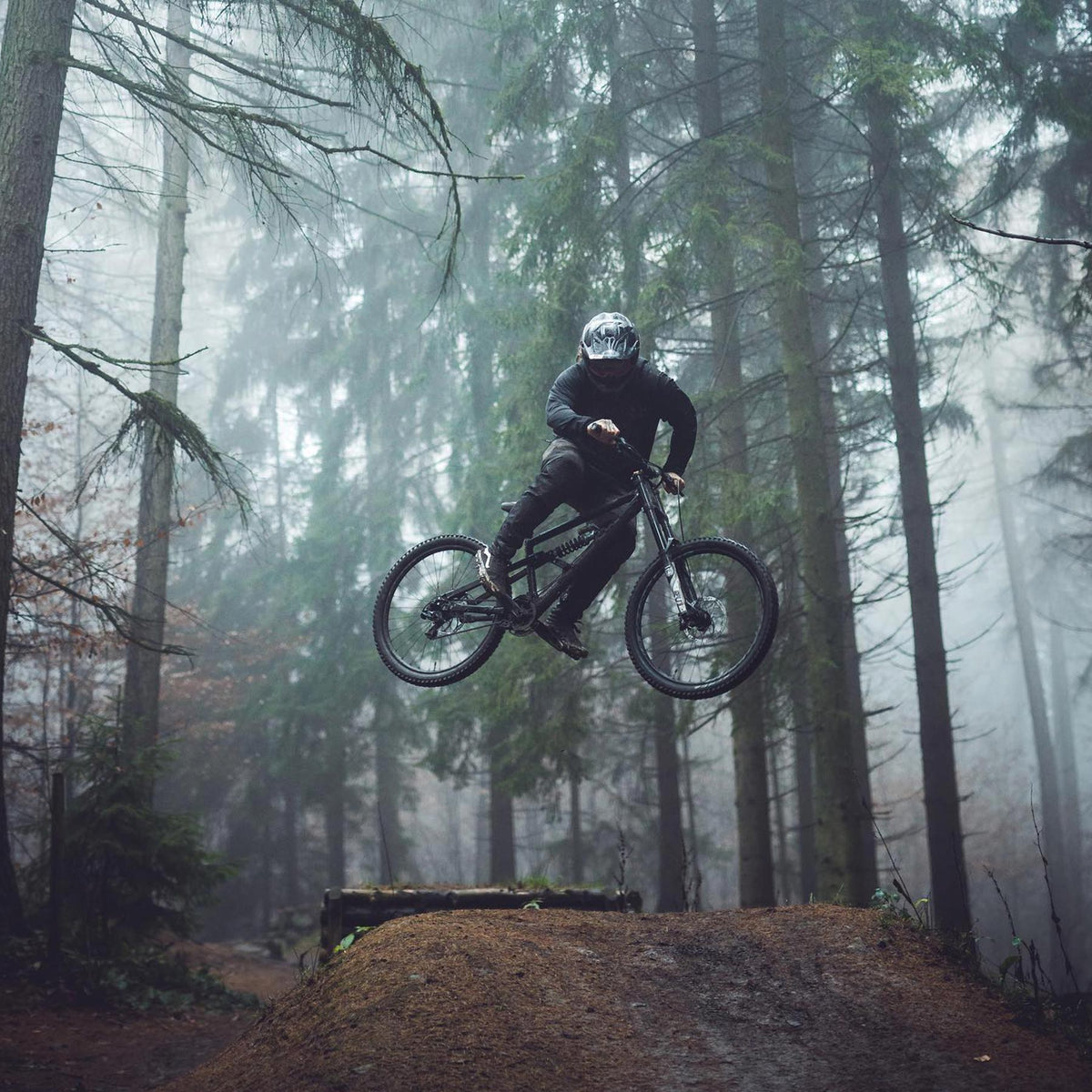 Compra Ropa y Accesorios Loose Riders en Import Bike México