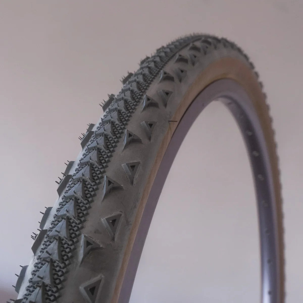 Llantas Ultradynamico Rose Race 700x45