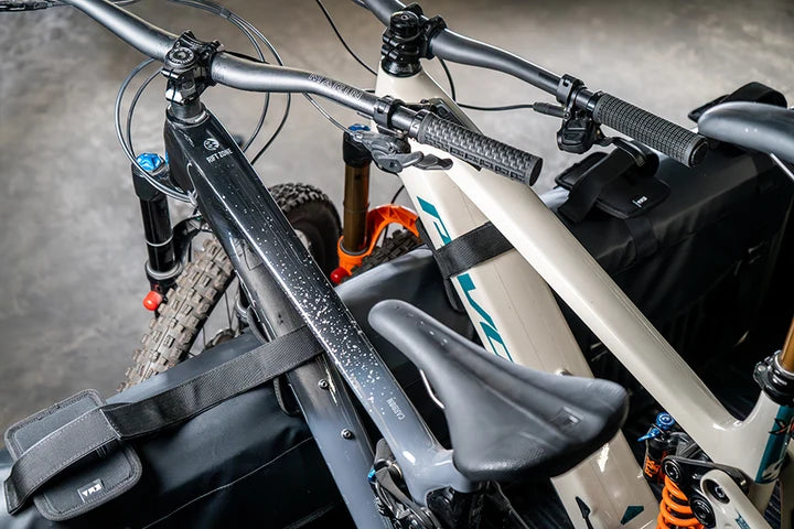 Crashpad KMA Porta Bicicletas Para Camioneta (5 Bicicletas)