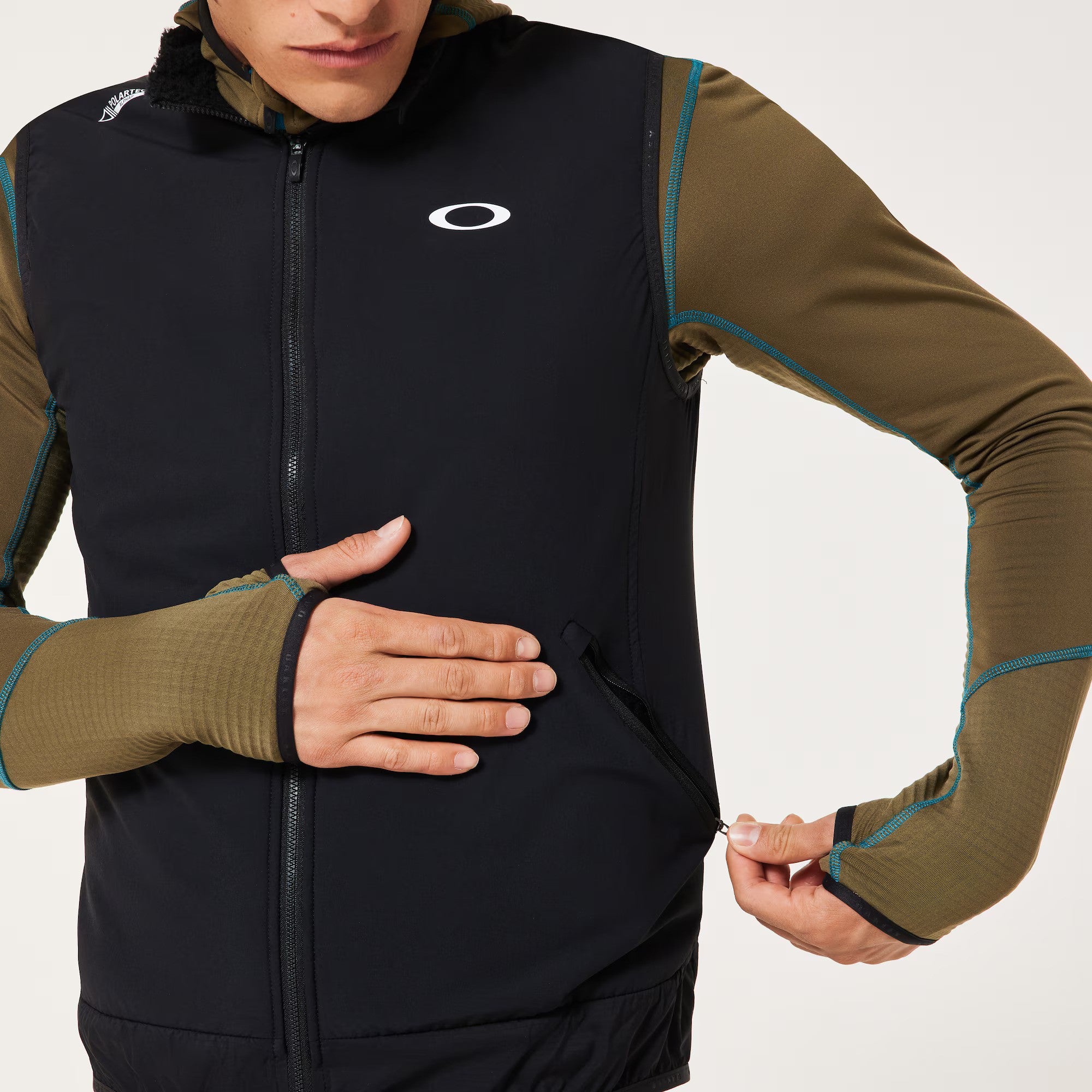 CHALECO OAKLEY ELEMENTS ALPHA VEST NEGRO