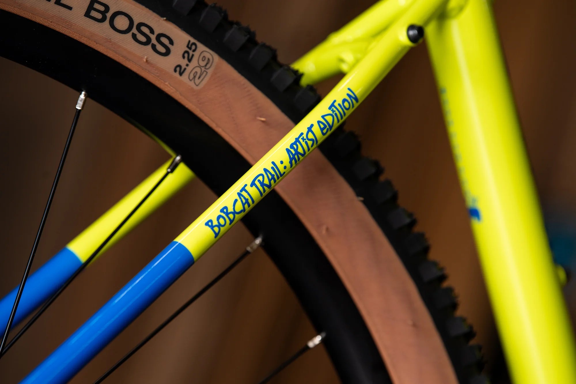 Bicicleta de Montaña Hardtail Bobcat Trail 3 29'' Marin Bikes (2026) ARTIST EDITION: THUMBS