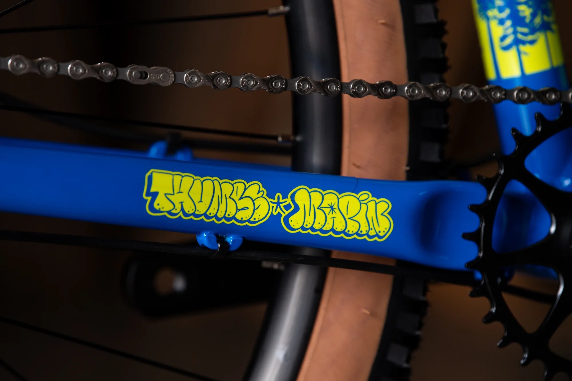 Bicicleta de Montaña Hardtail Bobcat Trail 3 29'' Marin Bikes (2026) ARTIST EDITION: THUMBS