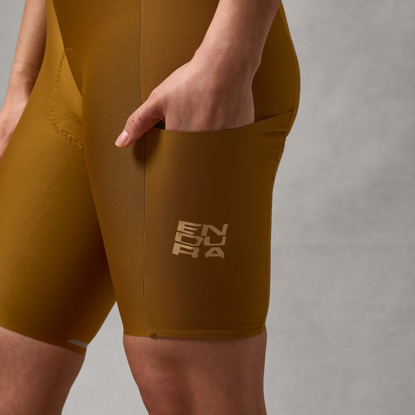 BIBSHORT ENDURA DE MUJER ALLTRACK RID