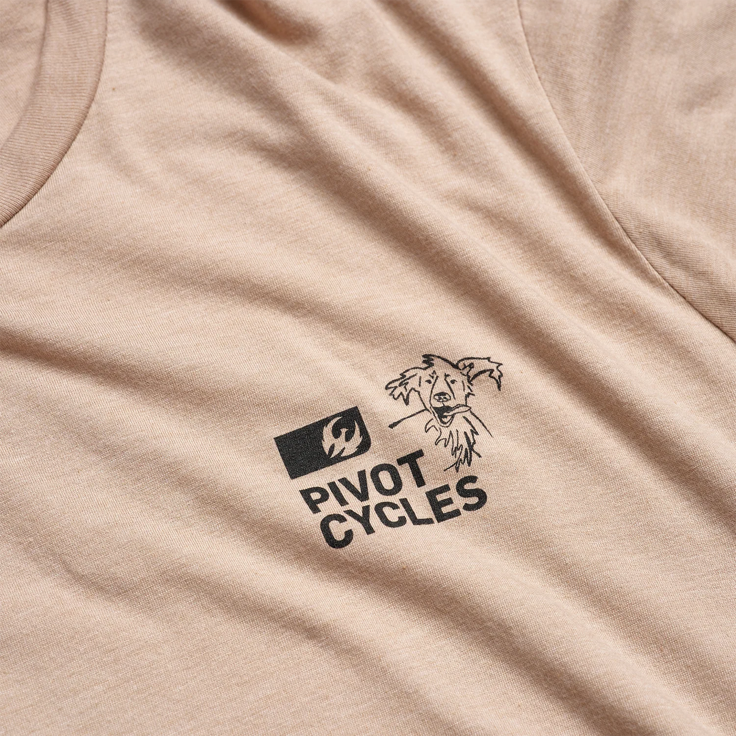 Playera Pivot Dog DH SS Tee Tan Heather
