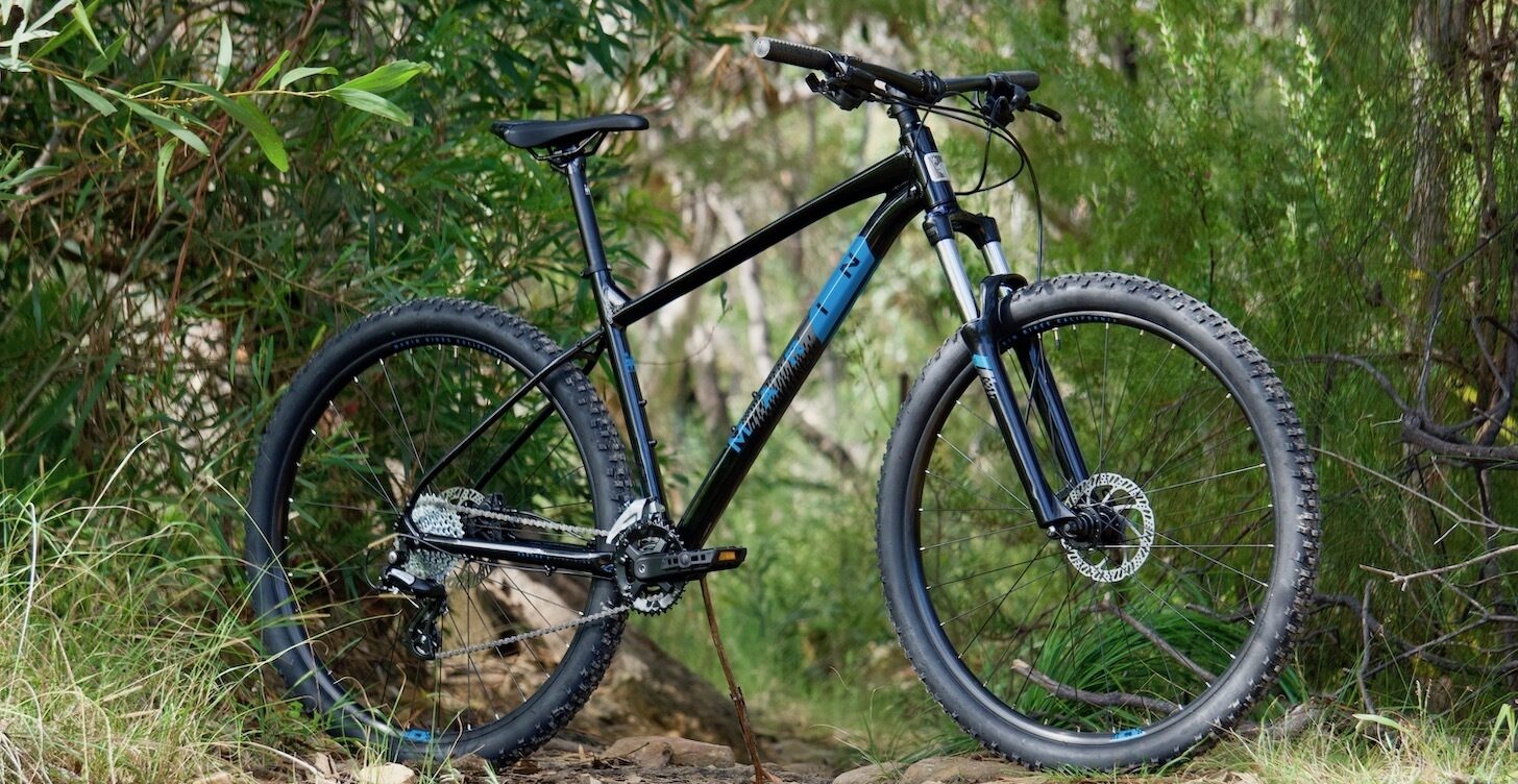 Bicicleta de Montaña Bobcat Trail 3 29" Negra Marin Bikes (2022)