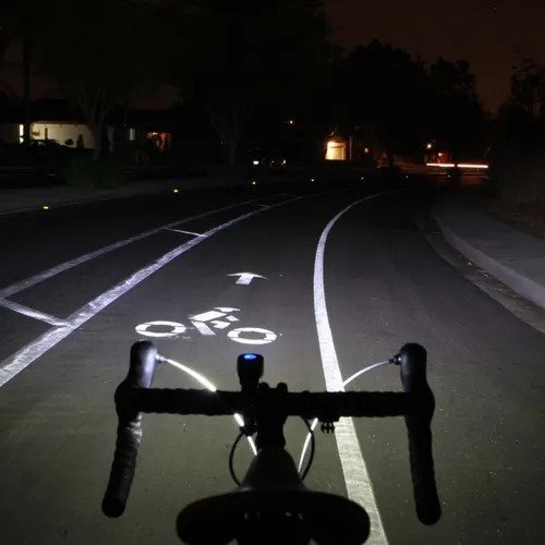 Luz Delantera Para Bicicleta Lumina Micro 650 Lúmenes Niterider